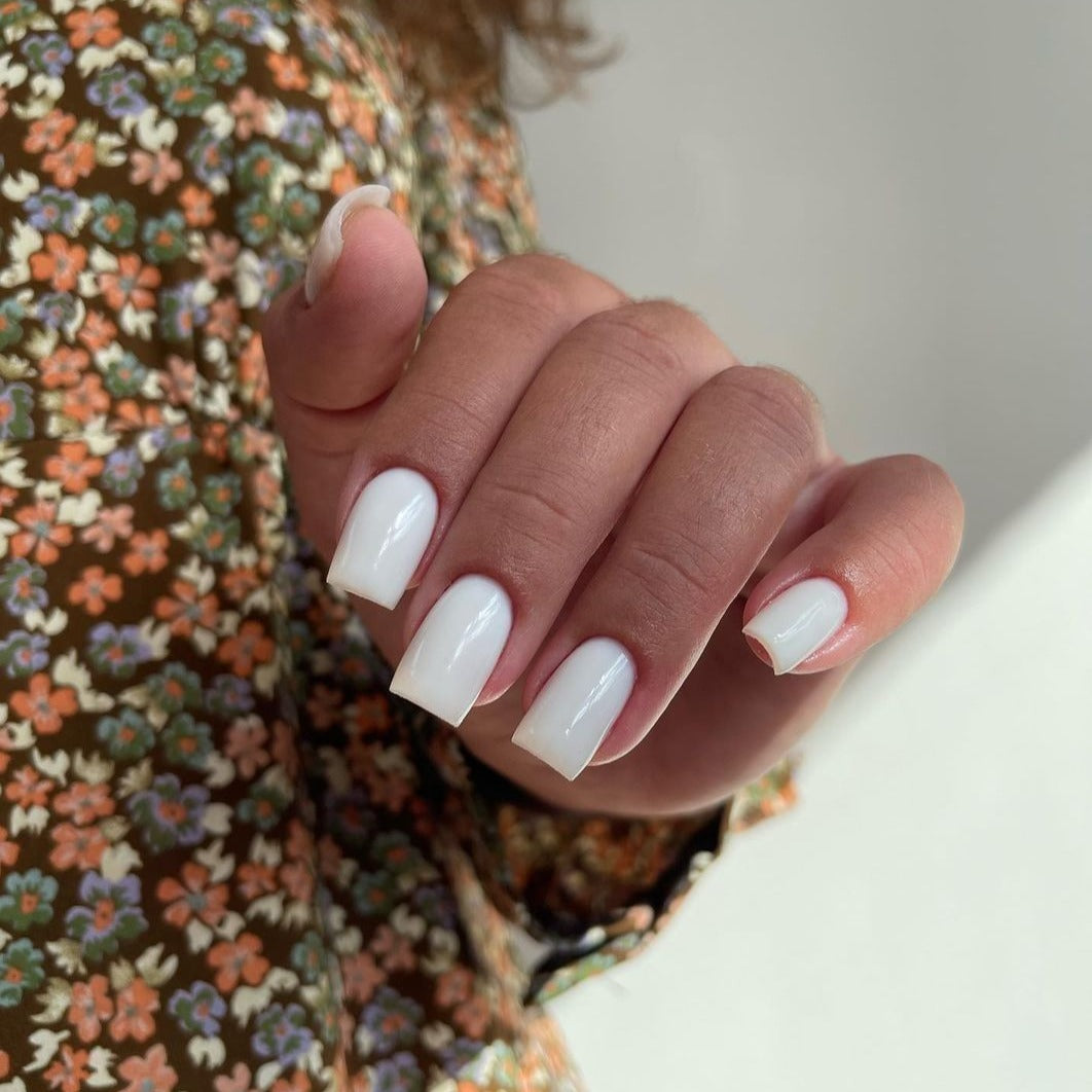 Gellak, Rubber base coat, light white, 10ml